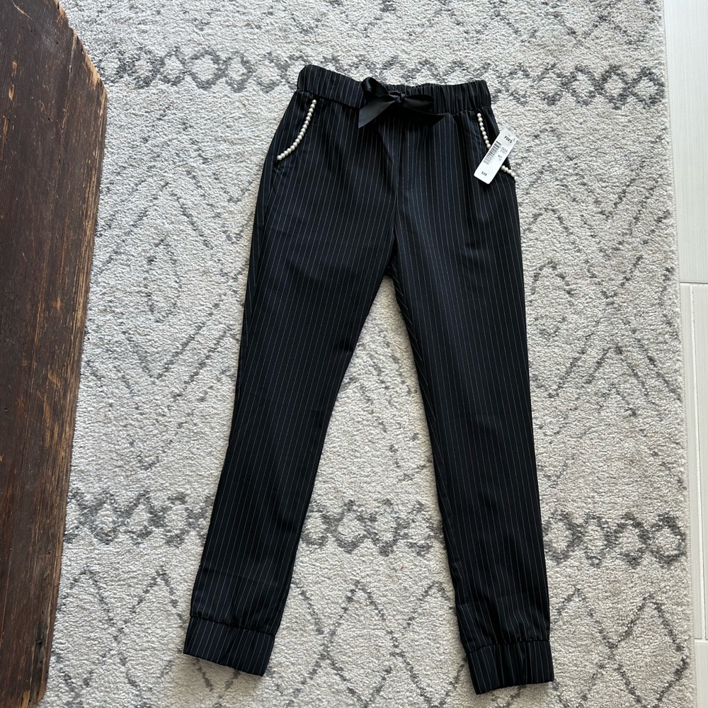 Oo Lala dress pants (jogger style) size M